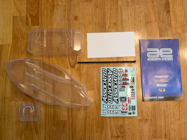 Team Associated ASC92422 Body 0.8mm B7 CLEAR B7.1 ASC92425 Front Wing, ASC92424 Rear Wing