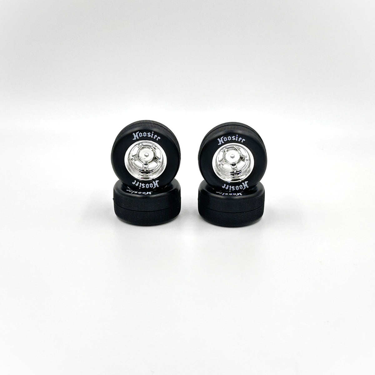 1RC RACING 1RC5563 FR/RR Soft Tires & Chrome Wheels, 1/18 Asphalt LM ...
