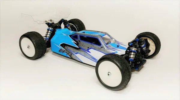 A2 Tactic body (clear) w/2 wing set for AE B74 4wd buggy